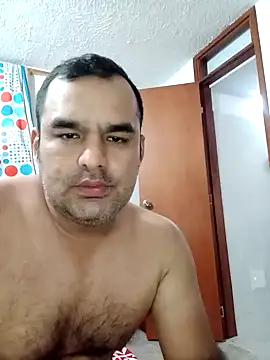 Snapshot of Angeelus2 chatting on December 13, 9:41 pm Angeelus2 online show from December 13, 9:41 pm