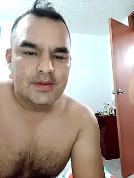 Snapshot of Angeelus2 chatting on December 24, 7:55 pm Angeelus2 online show from December 24, 7:55 pm