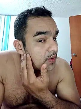 Snapshot of Angeelus2 chatting on January 11, 11:24 pm Angeelus2 online show from January 11, 11:24 pm