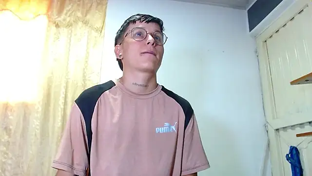 Tamarahryan online show from December 6, 6:50 pm