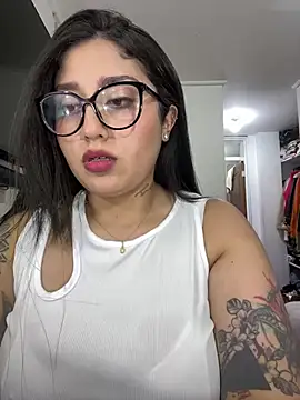 Snapshot of croftsmila chatting on July 24, 11:47 pm croftsmila online show from July 24, 11:47 pm