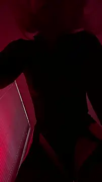 Snapshot of KissMissAngela chatting on November 20, 7:30 am KissMissAngela online show from November 20, 7:30 am