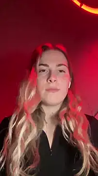 Snapshot of KissMissAngela chatting on November 20, 7:35 pm KissMissAngela online show from November 20, 7:35 pm