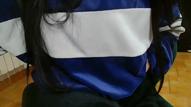 patatinahot87 online show from March 17, 5:16 pm