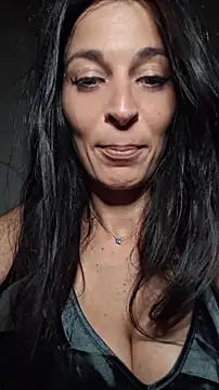 patatinahot87 online show from June 17, 3:57 pm