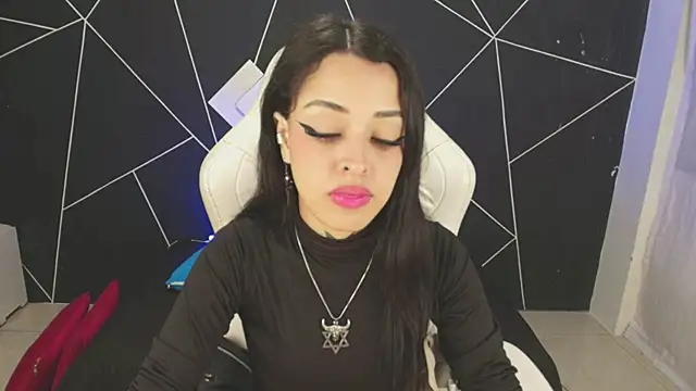 farichell online show from September 25, 9:18 pm