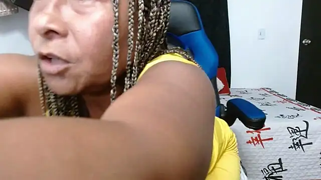 Snapshot of hannapasion chatting on January 28, 1:18 am hannapasion online show from January 28, 1:18 am