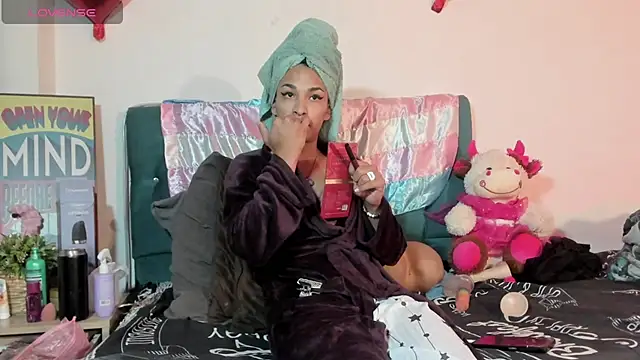 StefanyMiler online show from July 30, 2:43 am