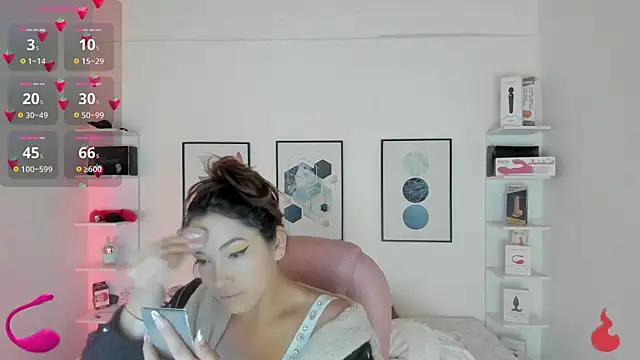 Snapshot of cristal__hot_1 chatting on January 31, 4:03 am cristal  hot 1 online show from January 31, 4:03 am