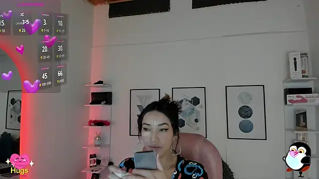 Snapshot of cristal__hot_1 chatting on February 25, 4:03 am cristal  hot 1 online show from February 25, 4:03 am