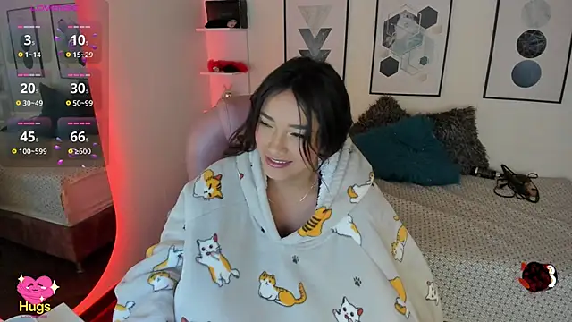 Snapshot of cristal__hot_1 chatting on February 25, 10:15 am cristal  hot 1 online show from February 25, 10:15 am