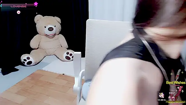 Snapshot of Su_rosie chatting on July 24, 3:04 am Su rosie online show from July 24, 3:04 am