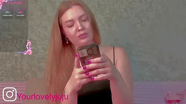 yourlovelyjul online show from March 7, 4:04 pm