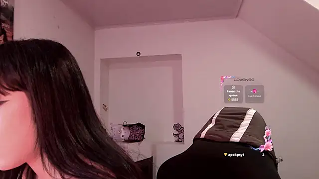 Snapshot of Persia_09 chatting on December 28, 4:08 am Persia 09 online show from December 28, 4:08 am