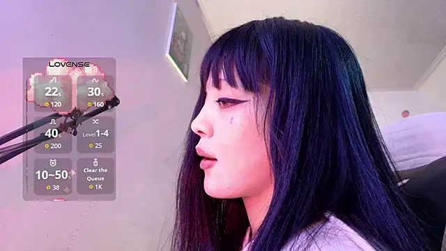 Snapshot of Persia_09 chatting on September 27, 2:49 am Persia 09 online show from September 27, 2:49 am