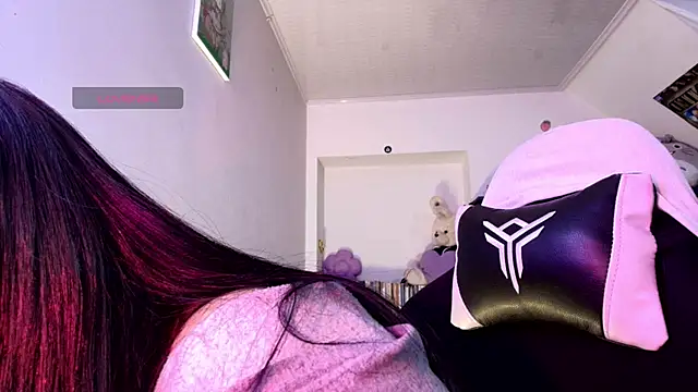 Snapshot of Persia_09 chatting on October 14, 2:56 am Persia 09 online show from October 14, 2:56 am