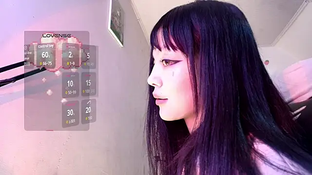 Snapshot of Persia_09 chatting on December 15, 5:44 am Persia 09 online show from December 15, 5:44 am