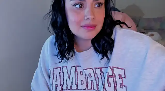 Snapshot of rosalie_lust chatting on February 11, 10:26 am rosalie lust online show from February 11, 10:26 am