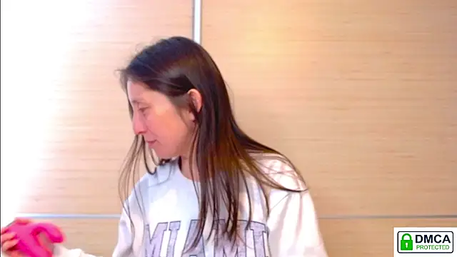Sophi Cute online show from April 25, 1:14 pm