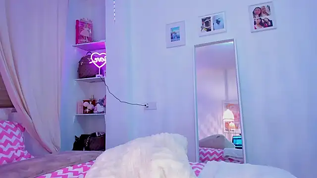  viioletweekend  online show from March 12, 7:53 pm