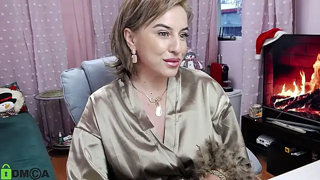 CarrieLoveX online show from December 23, 6:11 am