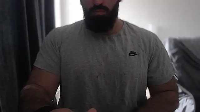 hugemachohandsome online show from October 8, 8:34 am