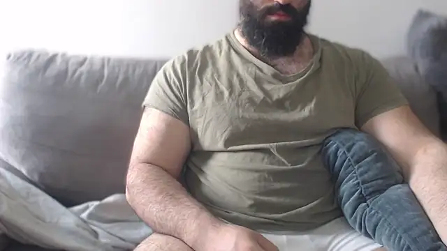 hugemachohandsome online show from May 10, 7:13 am