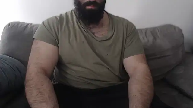 Snapshot of hugemachohandsome chatting on May 11, 7:25 am hugemachohandsome online show from May 11, 7:25 am