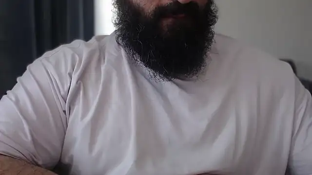 Snapshot of hugemachohandsome chatting on May 24, 7:46 am hugemachohandsome online show from May 24, 7:46 am