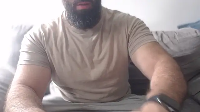 hugemachohandsome online show from June 17, 7:55 am