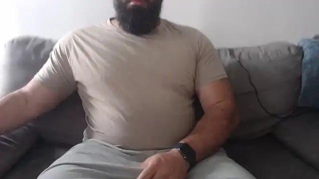 hugemachohandsome online show from June 23, 5:05 am