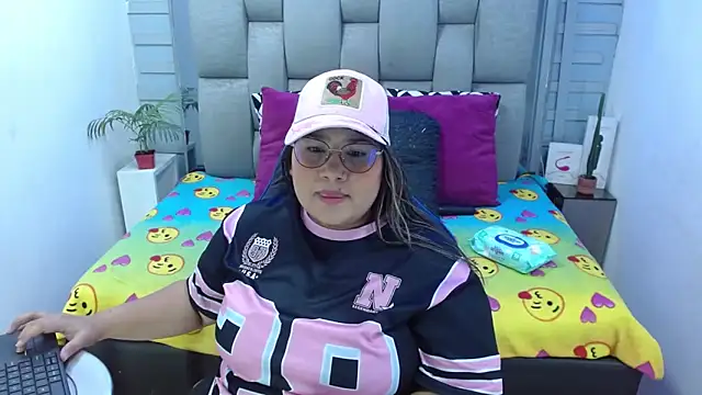 evelin zaens online show from March 9, 3:54 am