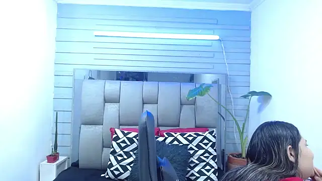 evelin zaens online show from June 7, 3:54 am