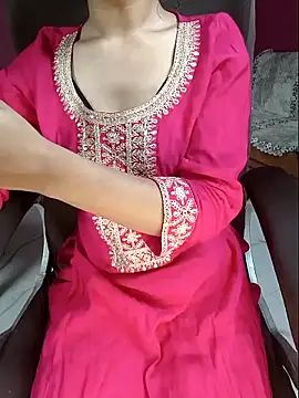 Snapshot of Aditi_1 chatting on May 31, 12:30 am Aditi 1 online show from May 31, 12:30 am