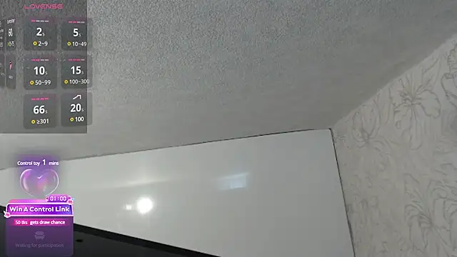 Snapshot of LaraStone__ chatting on February 2, 8:41 pm LaraStone   online show from February 2, 8:41 pm