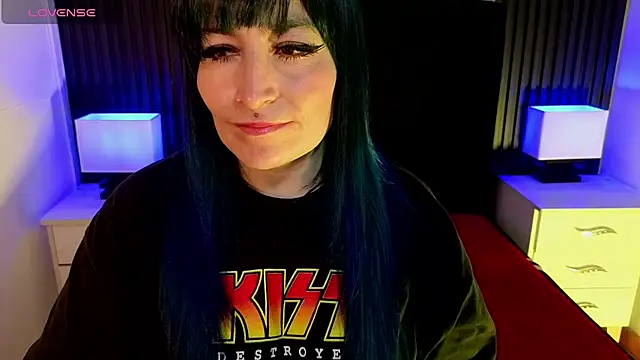 alicia moom online show from June 26, 8:02 pm