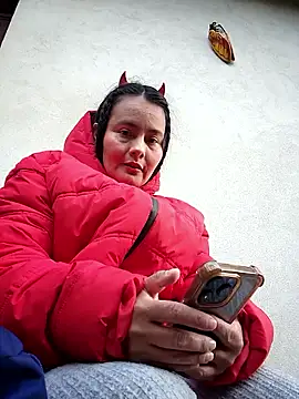 bellapaty online show from January 10, 11:01 am