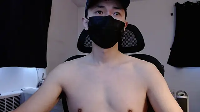 twbobo00715 online show from February 17, 5:10 pm