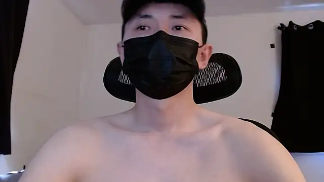 twbobo00715 online show from February 22, 5:35 pm