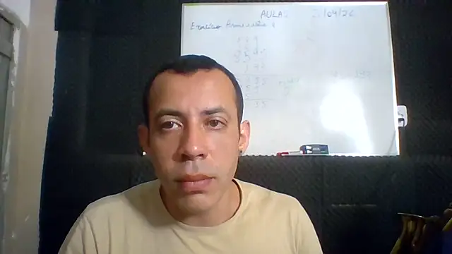 Snapshot of MachoScorpionCaralho chatting on June 18, 1:37 pm MachoScorpionCaralho online show from June 18, 1:37 pm