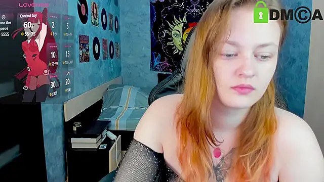 madness lia online show from December 23, 1:51 am
