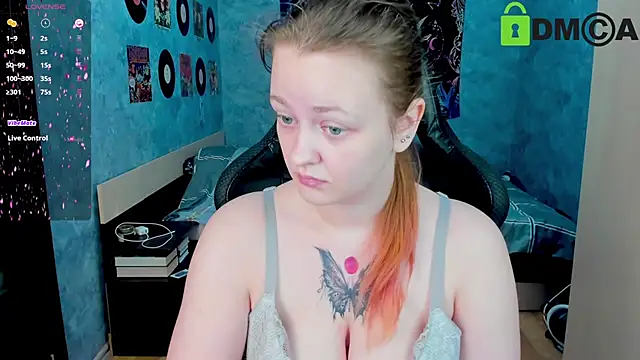 madness lia online show from December 26, 5:26 am