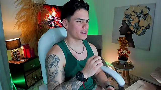 Matias Murrier online show from December 15, 12:59 am