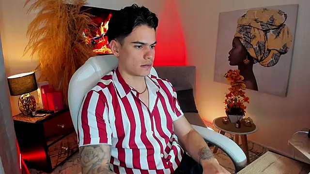 Matias Murrier online show from December 16, 1:16 pm