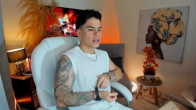 Matias Murrier online show from December 21, 12:34 pm