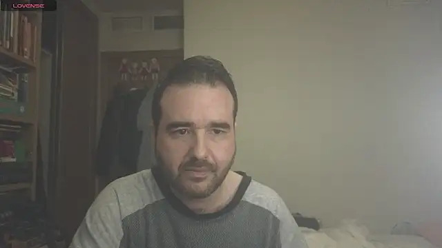 curiosillo83 online show from March 8, 8:11 am