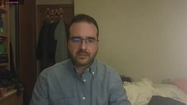 curiosillo83 online show from March 8, 7:20 pm