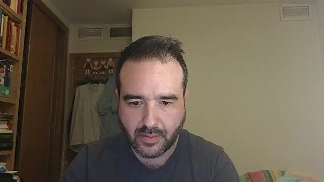 curiosillo83 online show from October 18, 4:41 pm