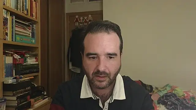 curiosillo83 online show from November 16, 9:31 pm