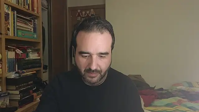 curiosillo83 online show from December 1, 3:28 pm